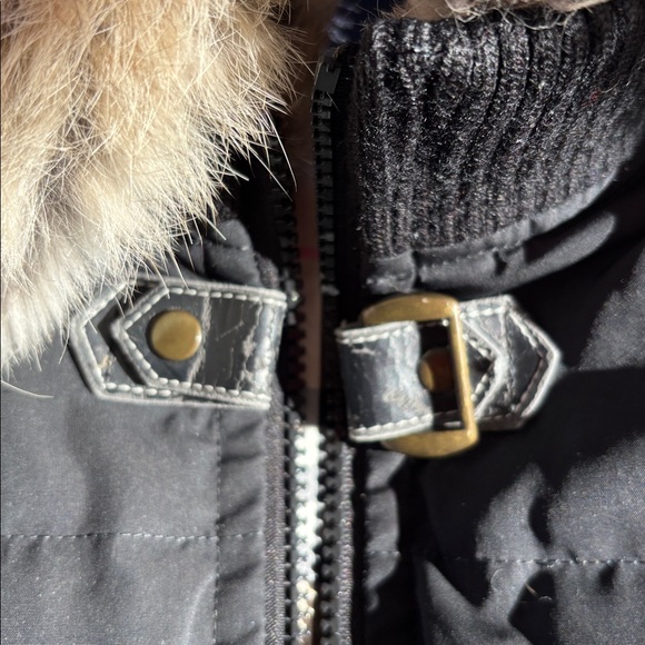 Burberry London  Black Vest with Rabbit Fur Collar - Picture 7 of 8